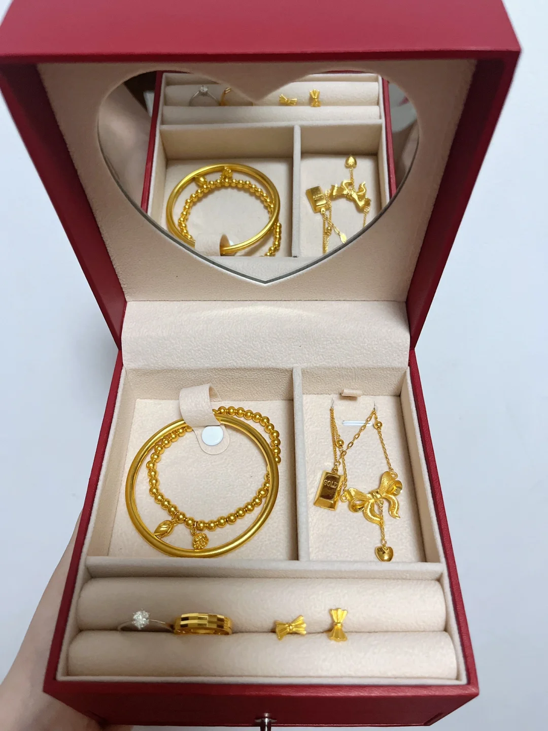 老凤祥为什么没有9999(老凤祥为什么没有官方旗舰店)